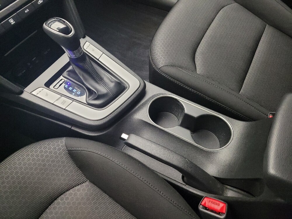 2018 Hyundai Elantra in Madison, TN 37115 - 18098138 26