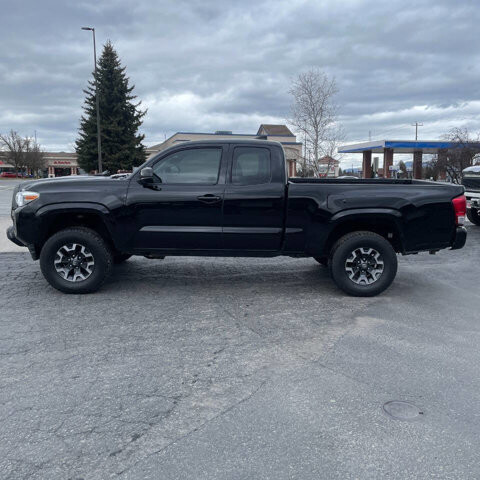 2016 Toyota Tacoma in Coeur d&amp;#039;Alene, ID 83815 - 18098145 3