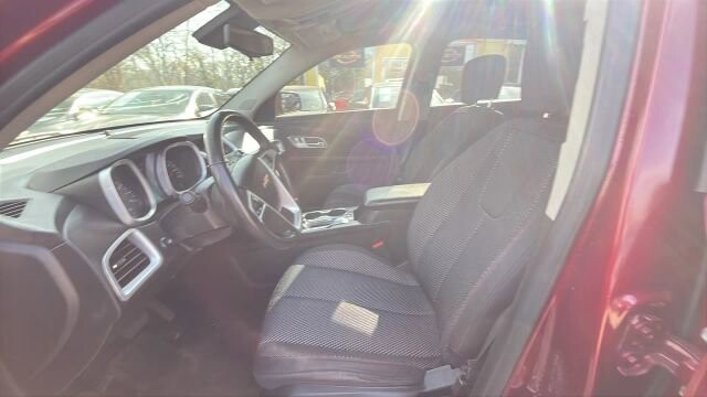 2017 Chevrolet Equinox in Greenville, SC 29607 - 18098158 25