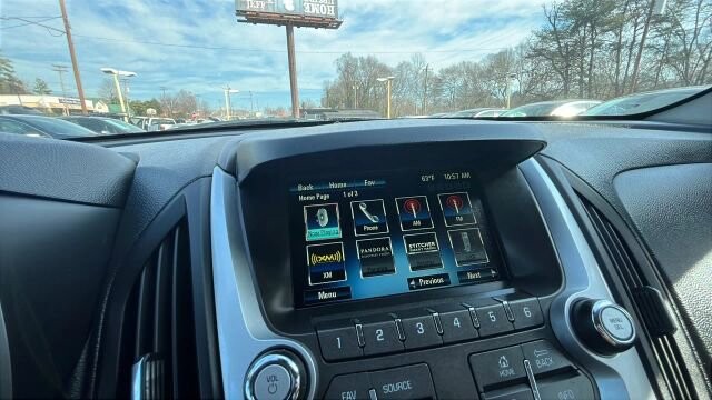 2017 Chevrolet Equinox in Greenville, SC 29607 - 18098158 29