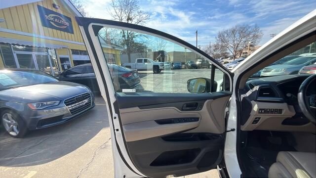 2019 Honda Odyssey in Greenville, SC 29607 - 18098159 23