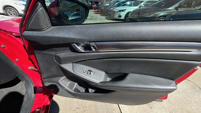 2019 Honda Accord in Greenville, SC 29607 - 18098160 14