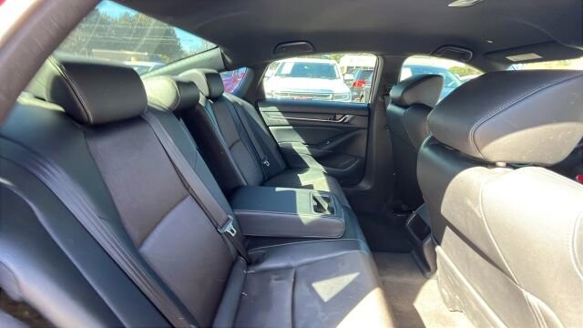 2019 Honda Accord in Greenville, SC 29607 - 18098160 20