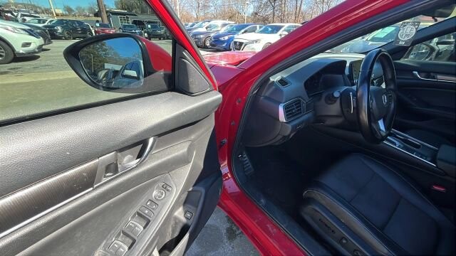 2019 Honda Accord in Greenville, SC 29607 - 18098160 25