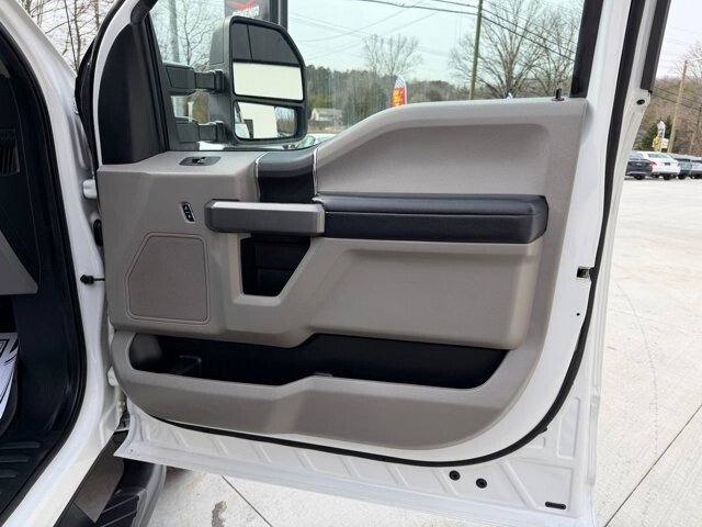 2018 Ford F250 in Knoxville, TN 37920 - 18098164 11