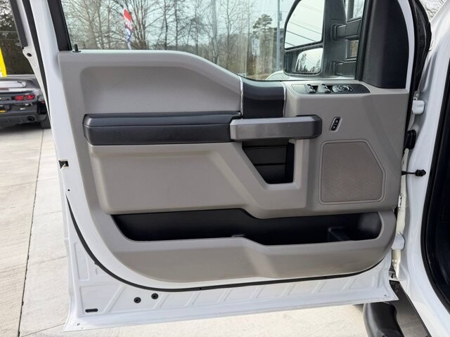 2018 Ford F250 in Knoxville, TN 37920 - 18098164 7