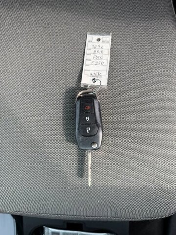 2018 Ford F250 in Knoxville, TN 37920 - 18098164 26