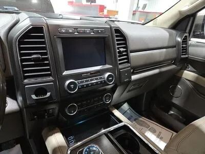 2019 Ford Expedition in Wadena, MN 56482 - 18098185 9