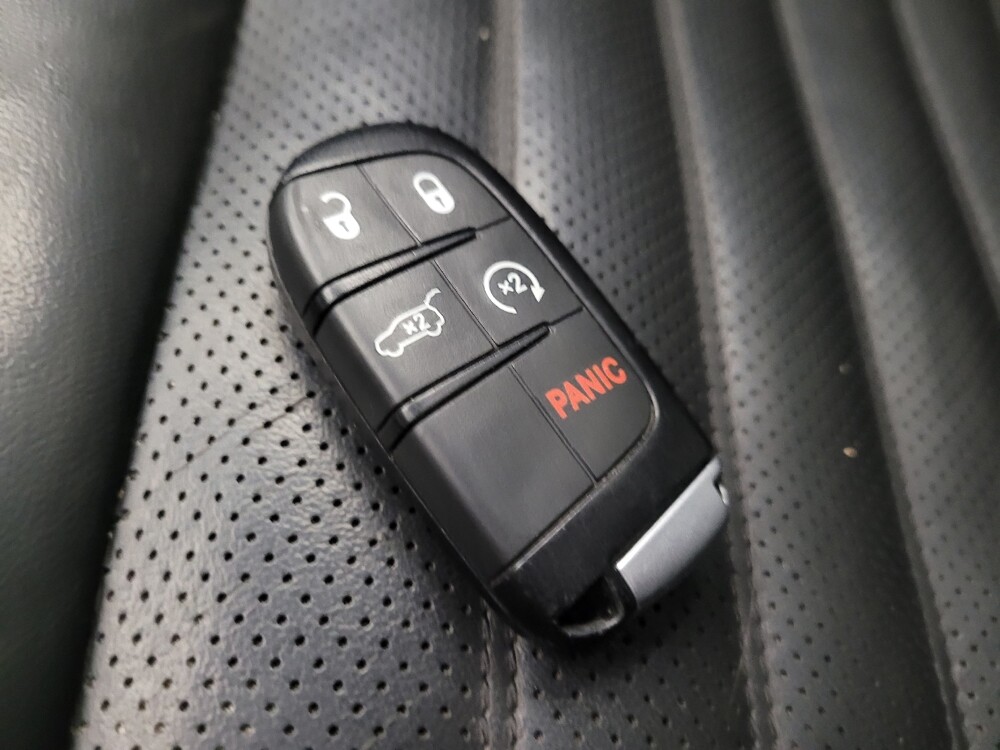 2019 Jeep Grand Cherokee in Mesa, AZ 85210 - 18098191 32