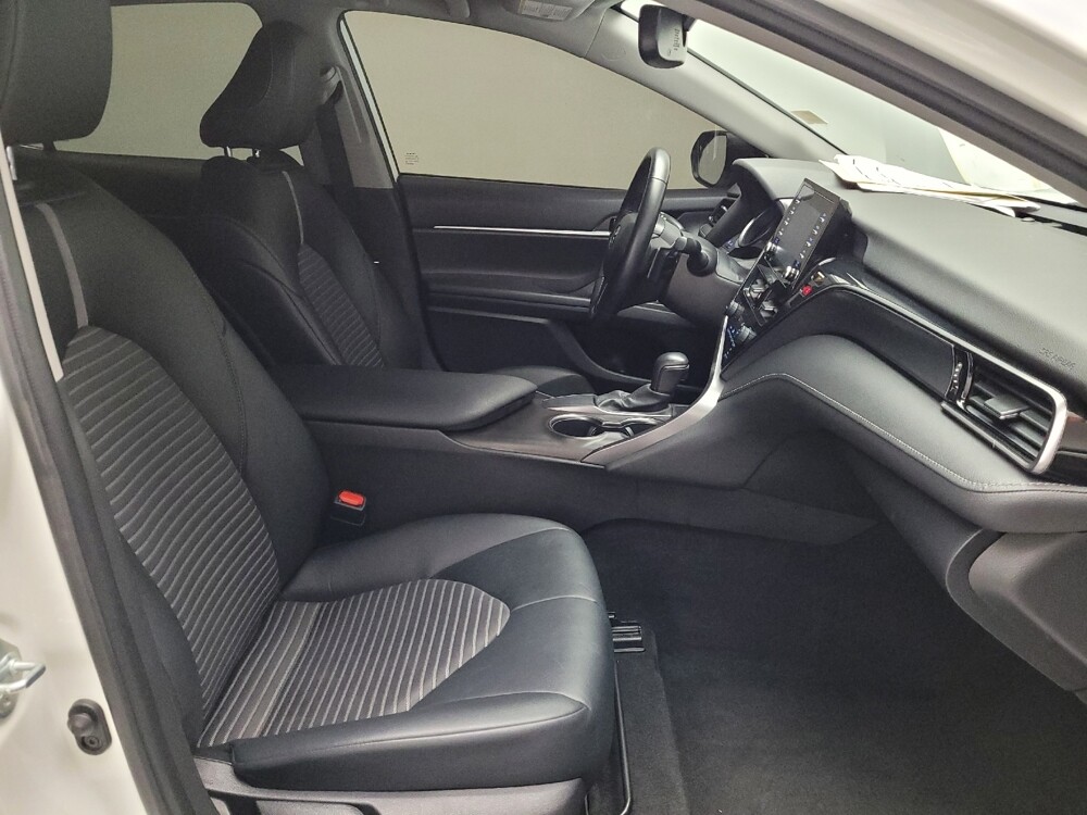 2021 Toyota Camry in Bakersfield, CA 93309 - 18098192 21