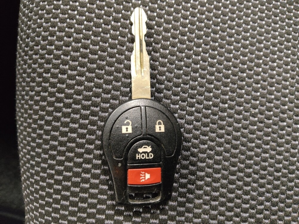 2017 Nissan Versa in Union City, GA 30291 - 18098203 32