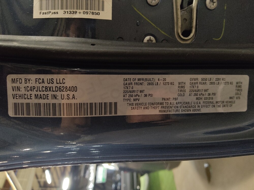 2020 Jeep Cherokee in Arlington, TX 76011 - 18098214 33