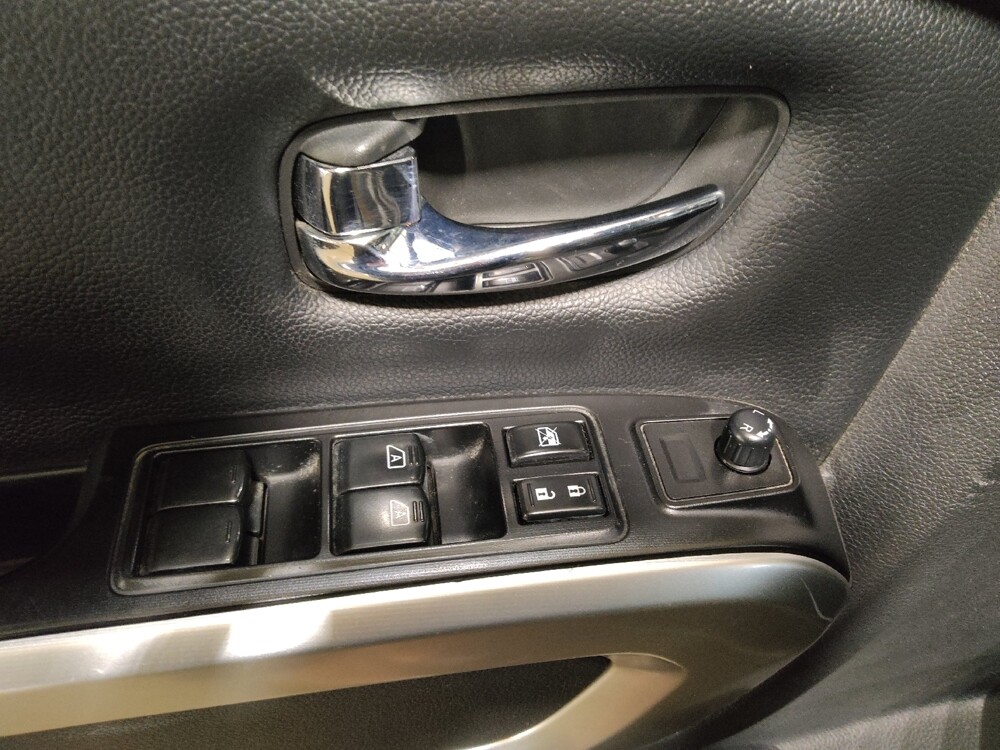 2018 Nissan Titan in Plano, TX 75074 - 18098217 27