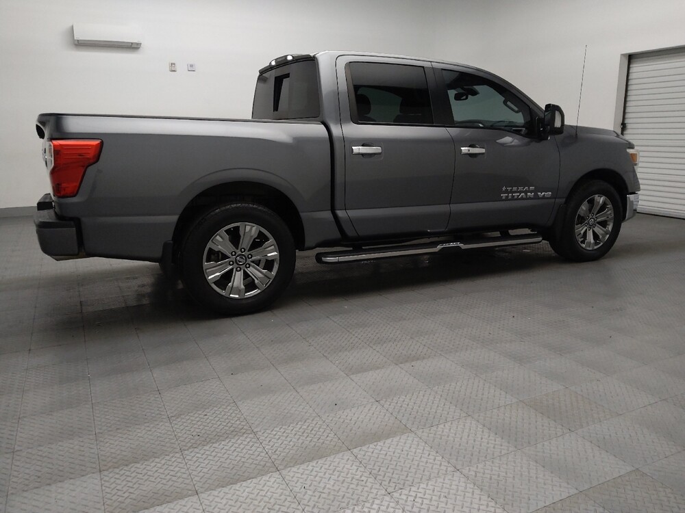 2018 Nissan Titan in Plano, TX 75074 - 18098217 10