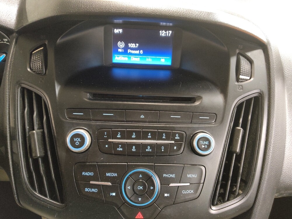 2016 Ford Focus in Tulsa, OK 74145 - 18098225 25