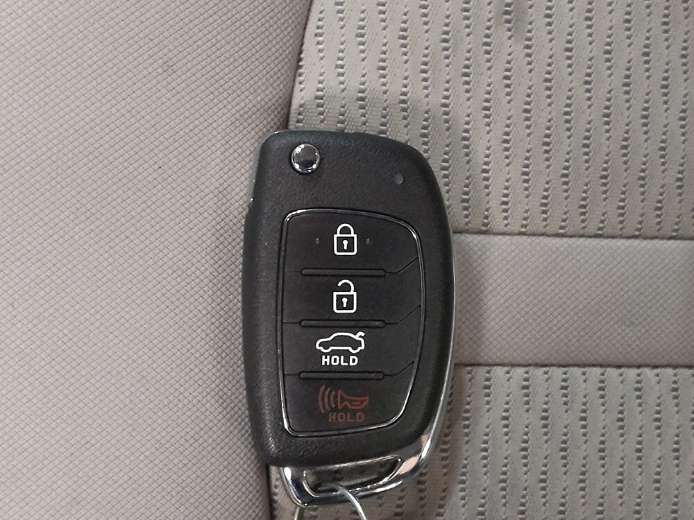 2018 Hyundai Sonata in Plano, TX 75074 - 18098228 32