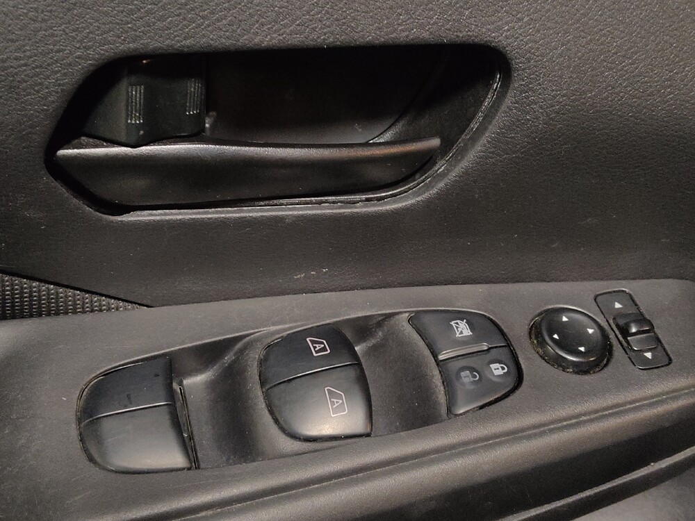 2021 Nissan Kicks in Plano, TX 75074 - 18098229 27