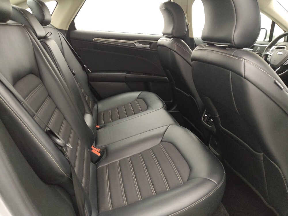 2017 Ford Fusion in Tallahassee, FL 32304 - 18098242 19