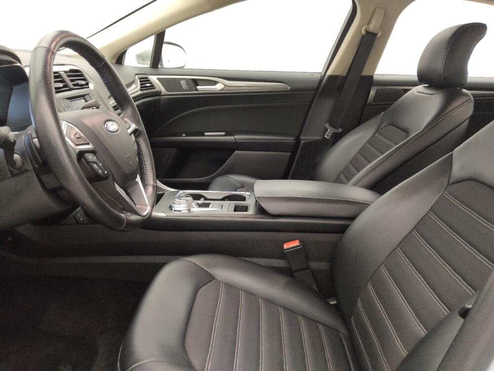 2017 Ford Fusion in Tallahassee, FL 32304 - 18098242 17