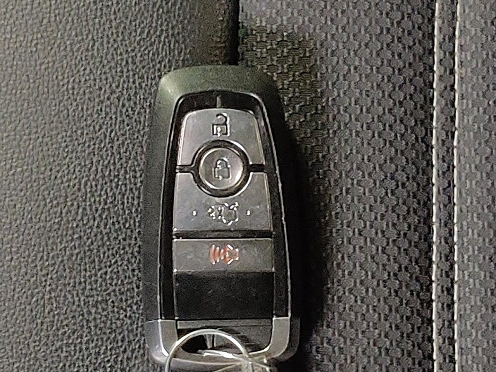 2017 Ford Fusion in Tallahassee, FL 32304 - 18098242 32