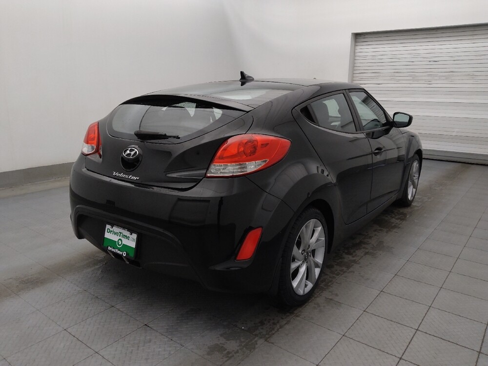 2016 Hyundai Veloster in Tallahassee, FL 32304 - 18098245 9