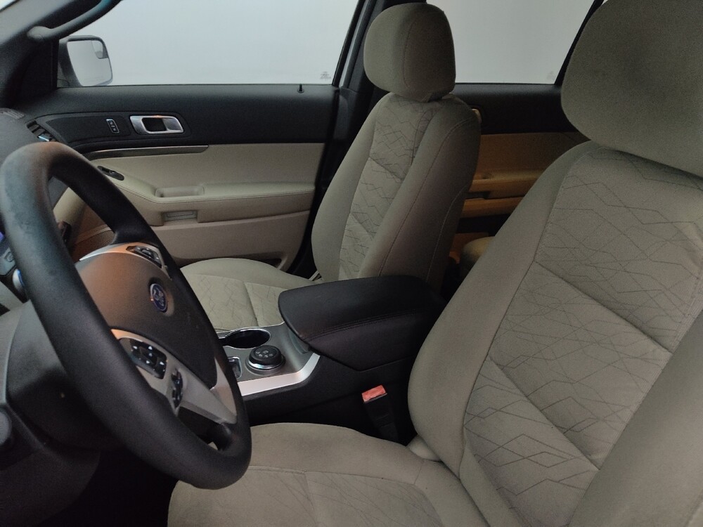 2015 Ford Explorer in Ocala, FL 34471 - 18098256 17