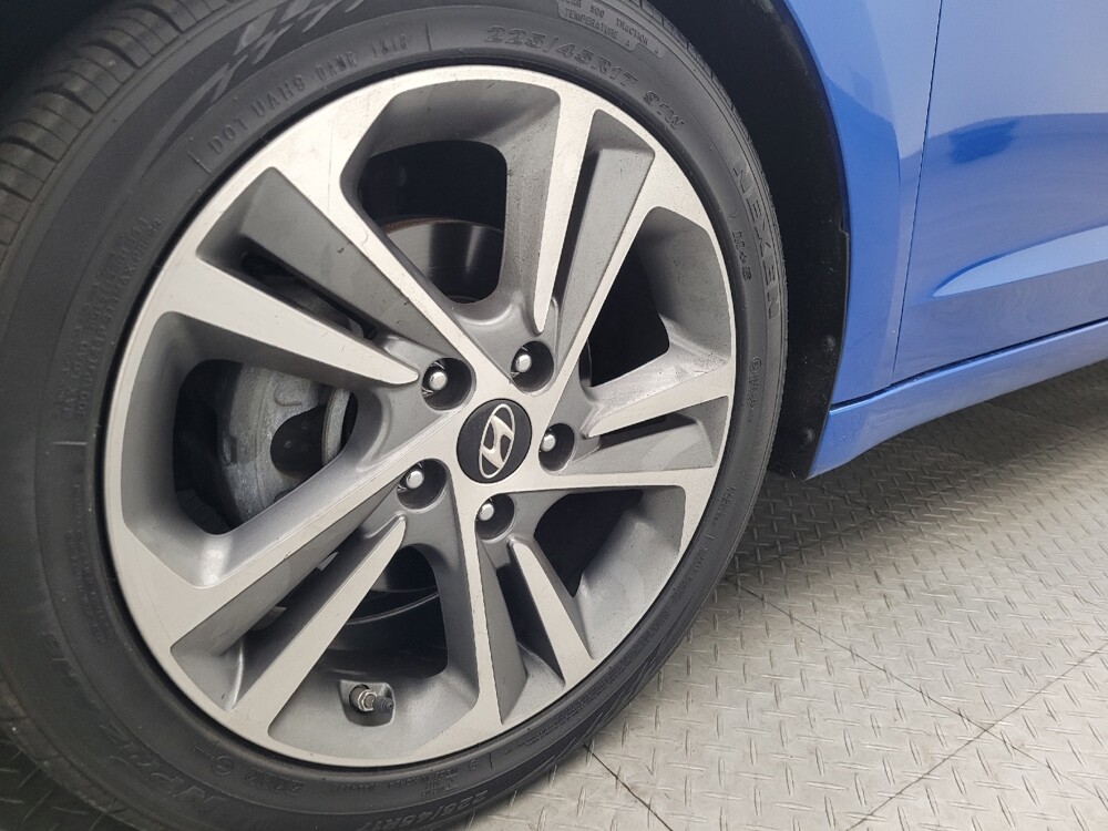 2017 Hyundai Elantra in Ocala, FL 34471 - 18098259 31