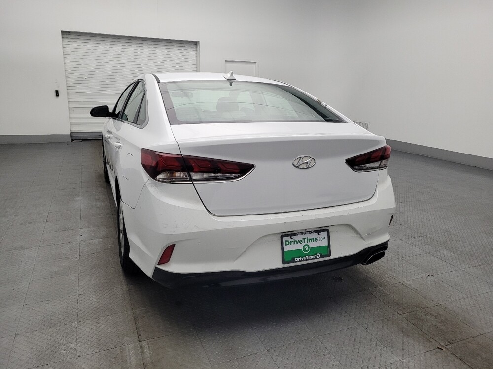 2018 Hyundai Sonata in Ocala, FL 34471 - 18098261 6