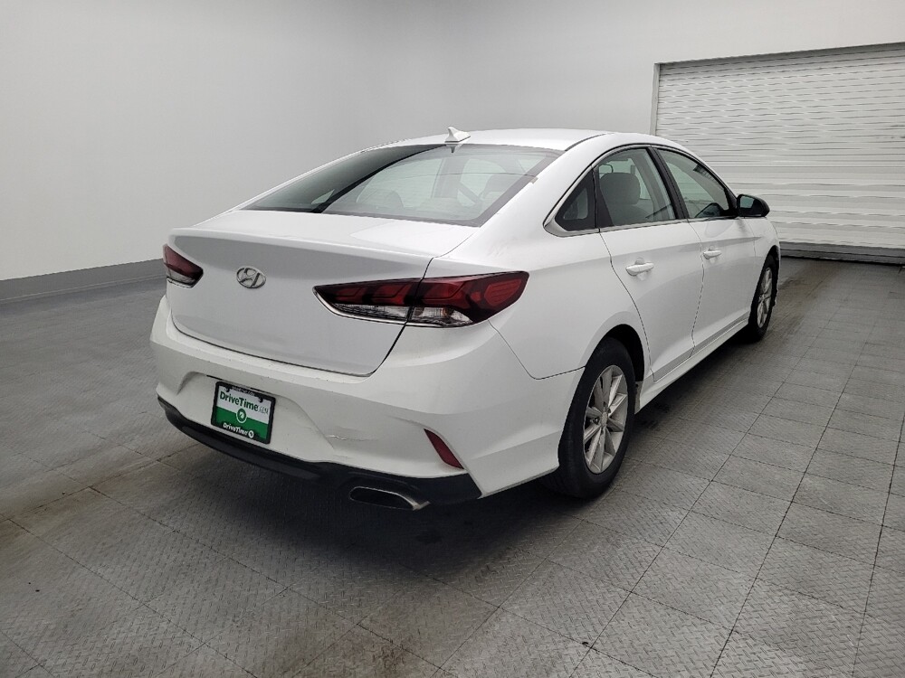 2018 Hyundai Sonata in Ocala, FL 34471 - 18098261 9