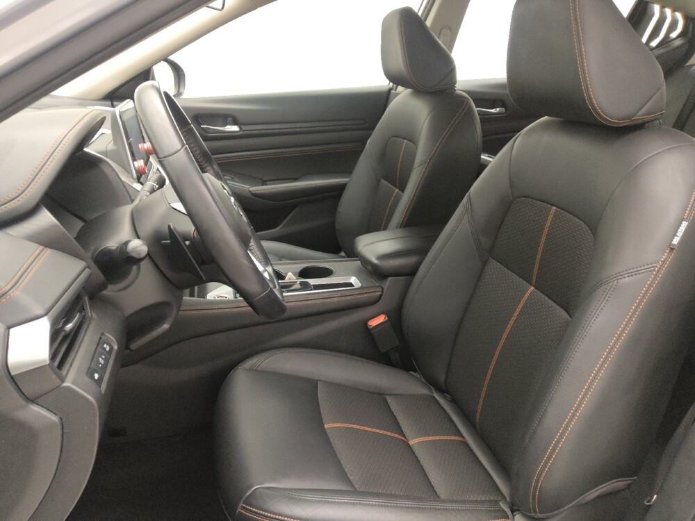 2019 Nissan Altima in Ocala, FL 34471 - 18098262 17