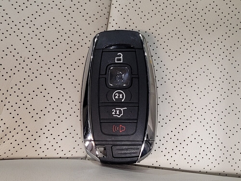 2018 Lincoln MKX in Savannah, GA 31419 - 18098270 32