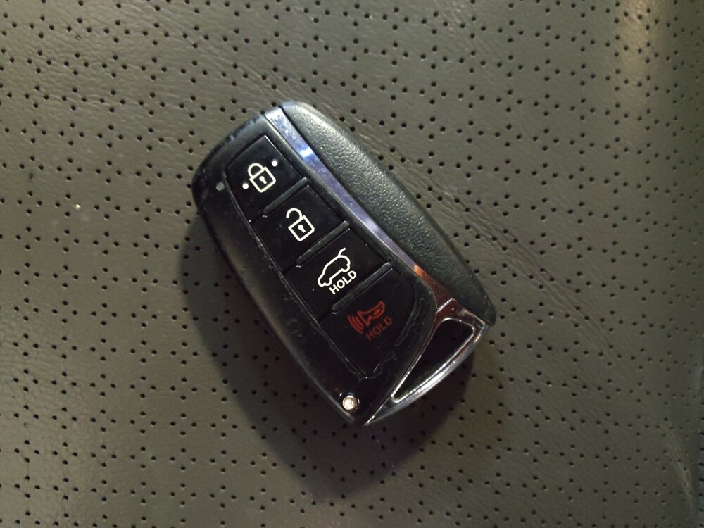 2014 Hyundai Santa Fe in Salem, VA 24153 - 18098278 32