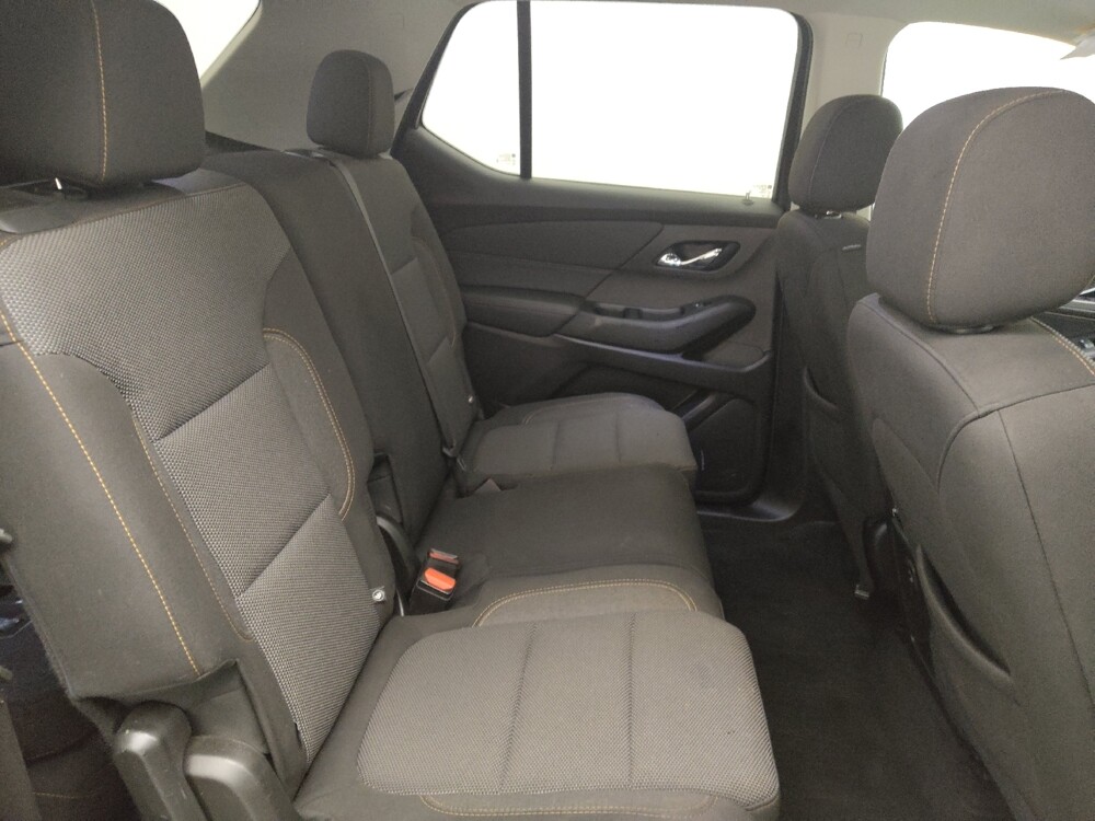 2021 Chevrolet Traverse in Greenville, SC 29607 - 18098284 19