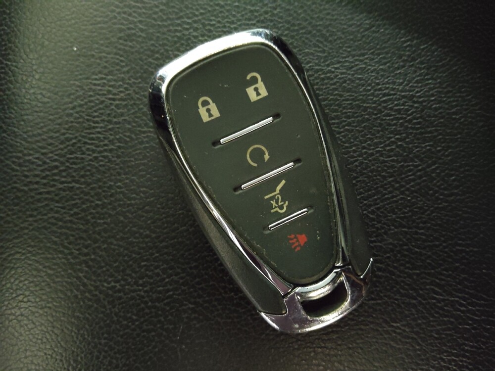 2019 Chevrolet Traverse in Greenville, SC 29607 - 18098289 32