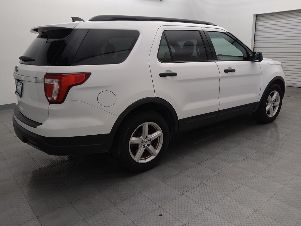 2019 Ford Explorer in Baton Rouge, LA 70816 - 18098297 10