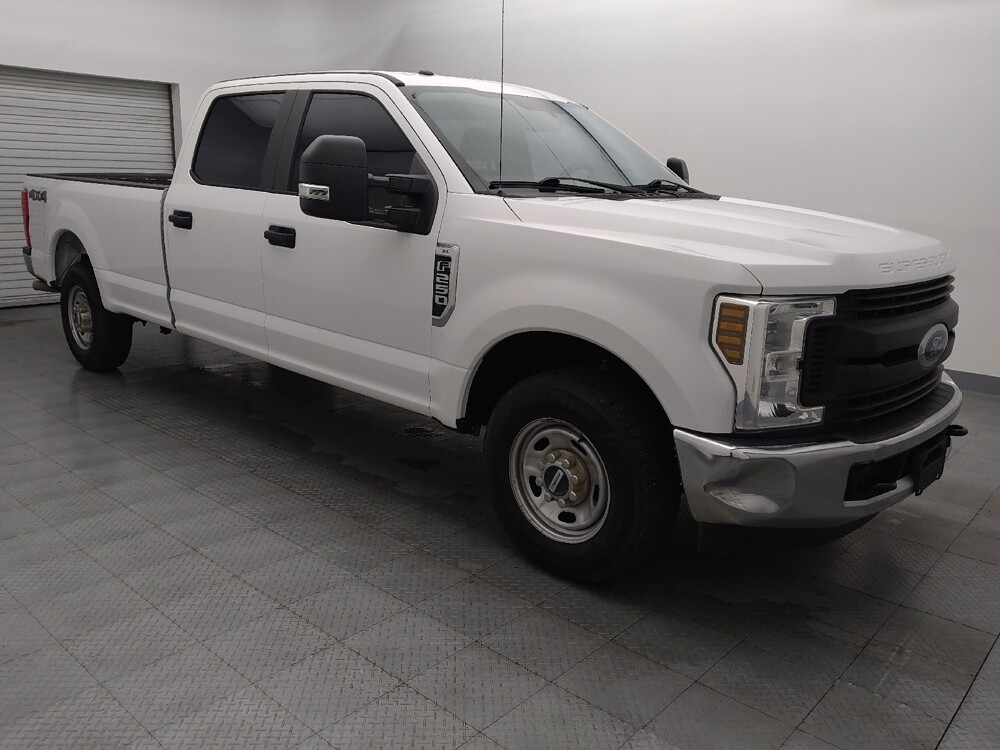 2018 Ford F250 in Houston, TX 77074 - 18098298 11