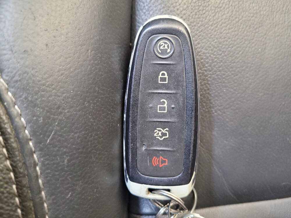 2016 Ford Escape in Miamisburg, OH 45342 - 18098303 32