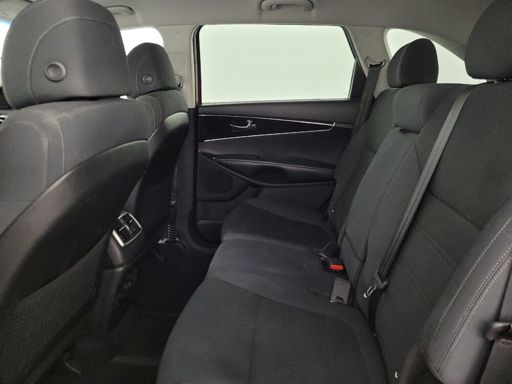 2017 Kia Sorento in Langhorne, PA 19047 - 18098313 18
