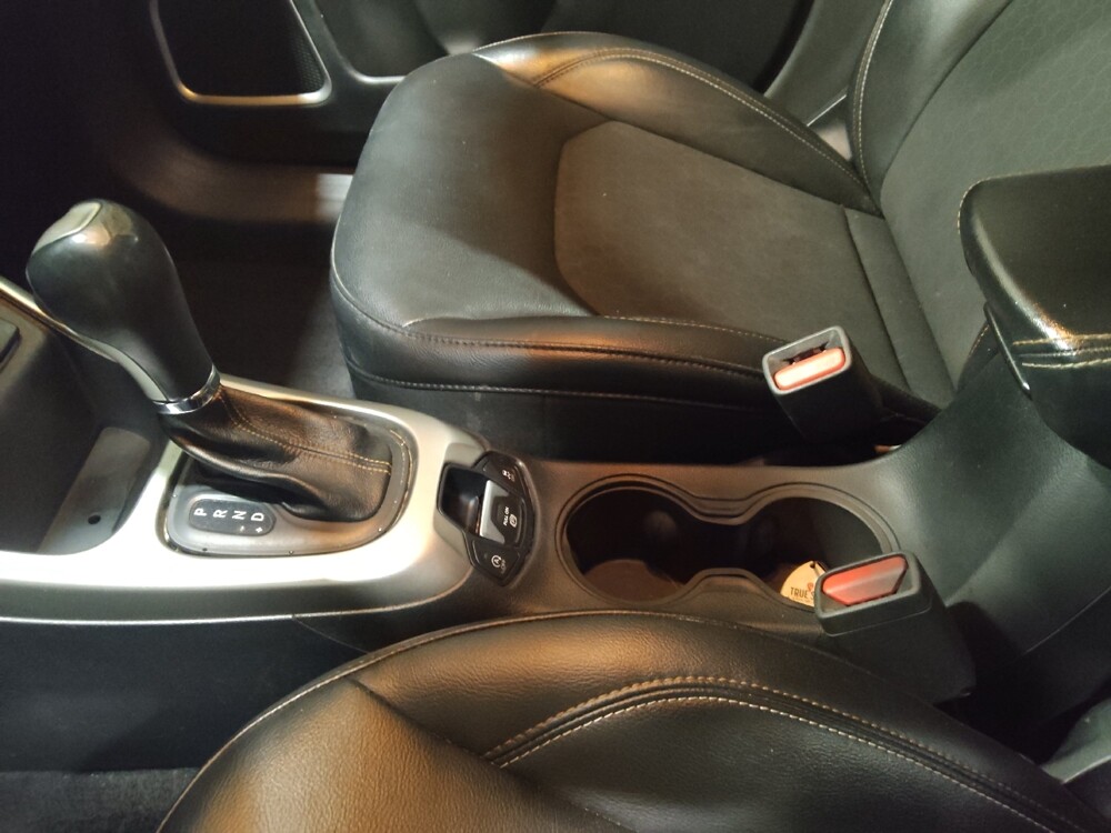 2018 Jeep Compass in Allentown, PA 18103 - 18098314 26