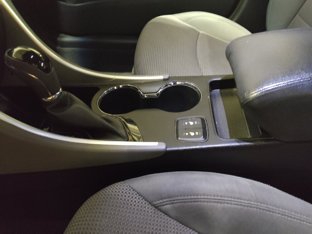 2014 Hyundai Sonata in Newport News, VA 23601 - 18098320 26