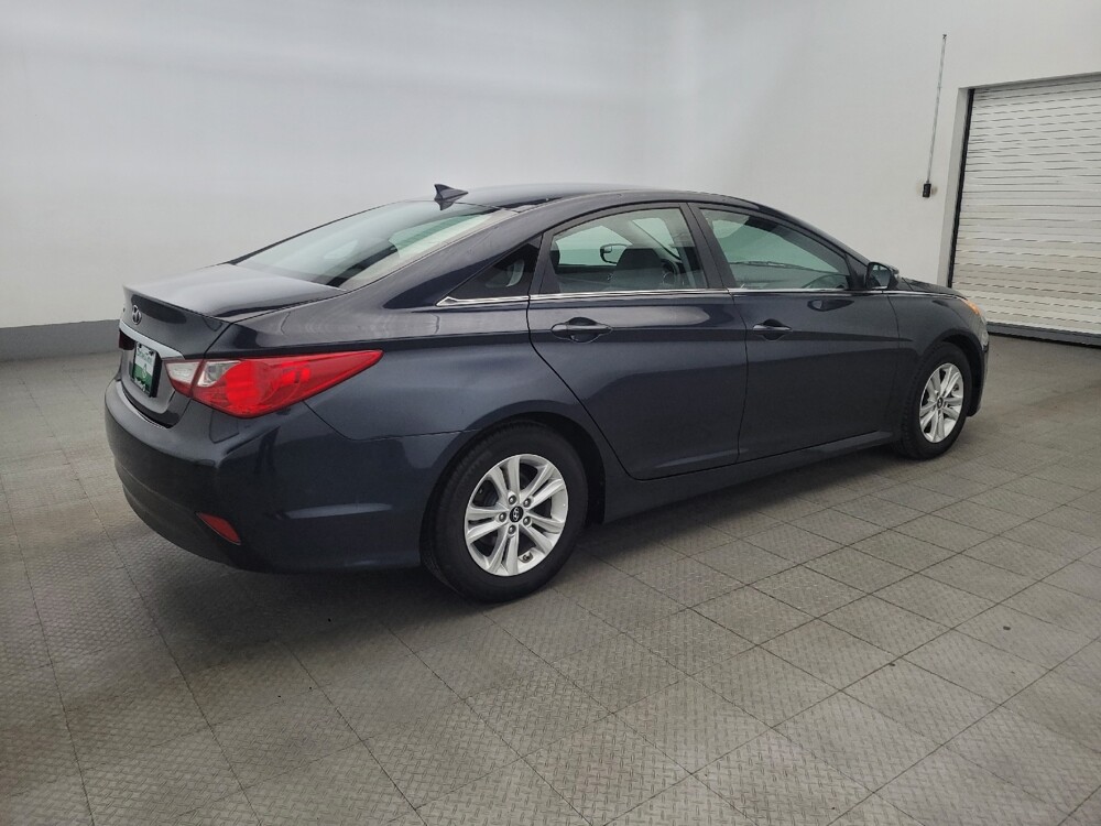 2014 Hyundai Sonata in Newport News, VA 23601 - 18098320 10