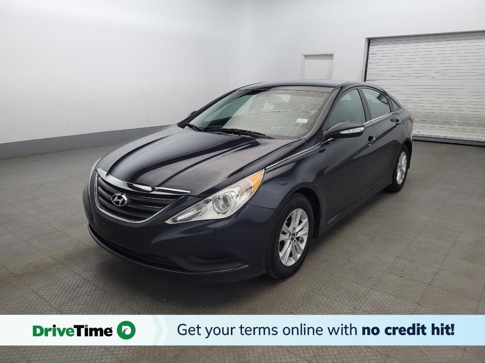 2014 Hyundai Sonata in Newport News, VA 23601 - 18098320