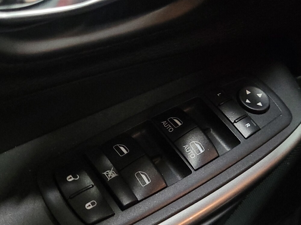 2019 Jeep Cherokee in Laurel, MD 20724 - 18098321 27