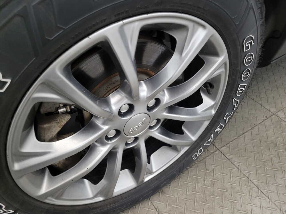 2019 Jeep Cherokee in Laurel, MD 20724 - 18098321 31