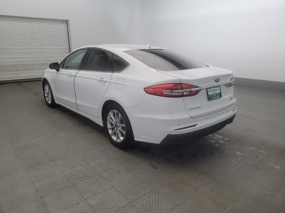 2019 Ford Fusion in Newport News, VA 23601 - 18098322 5