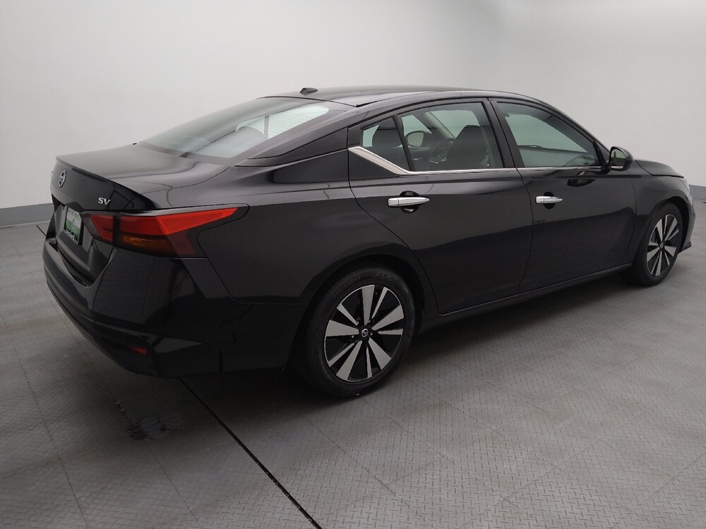 2022 Nissan Altima in St. Louis, MO 63125 - 18098329 10