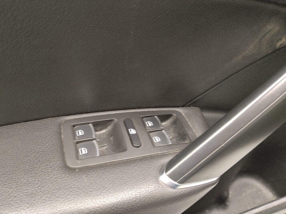 2017 Volkswagen Passat in Gladstone, MO 64118 - 18098331 27