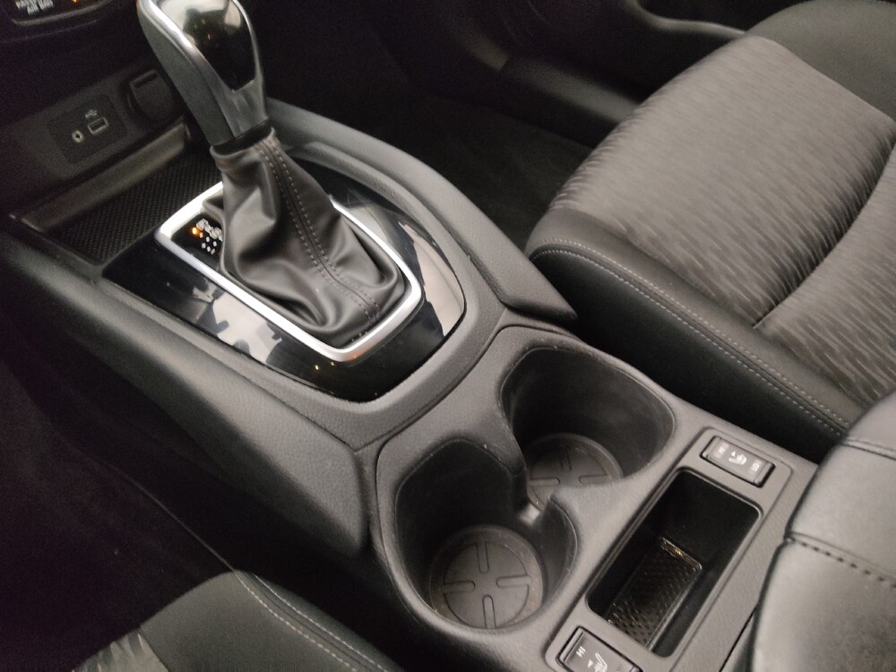 2019 Nissan Rogue in Gladstone, MO 64118 - 18098332 26