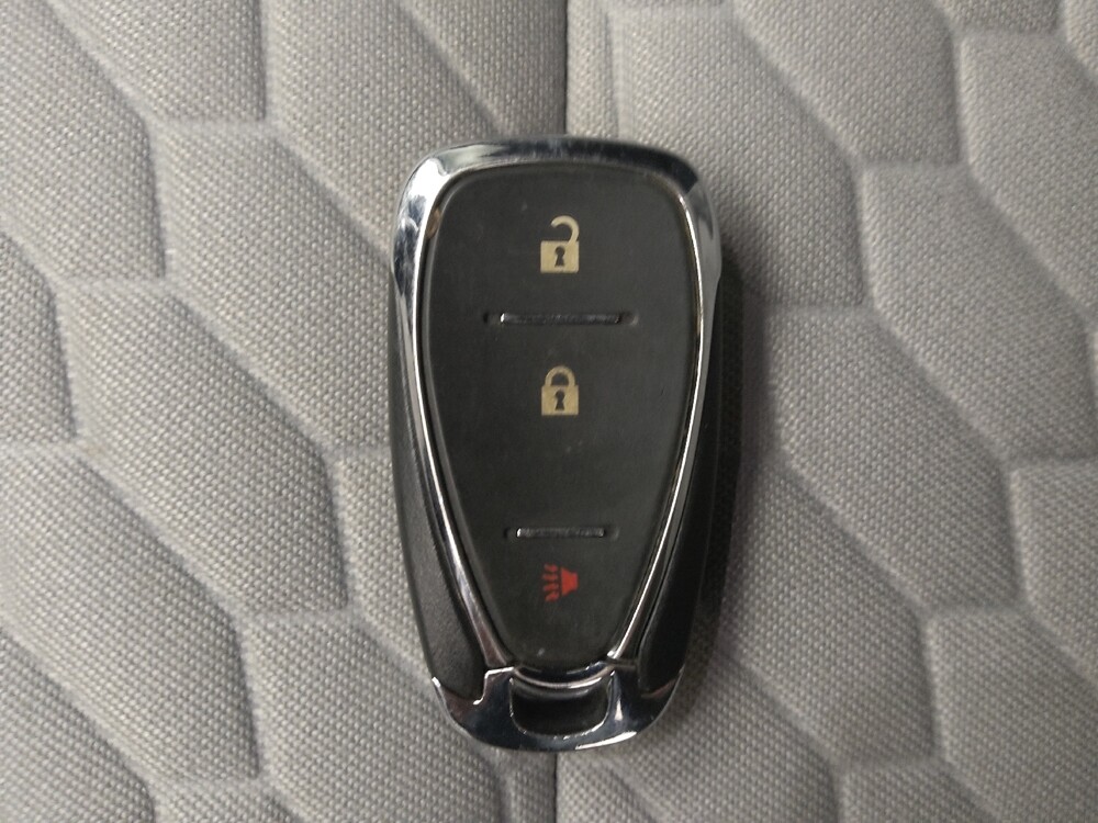 2020 Chevrolet Equinox in Eastpointe, MI 48021 - 18098336 32