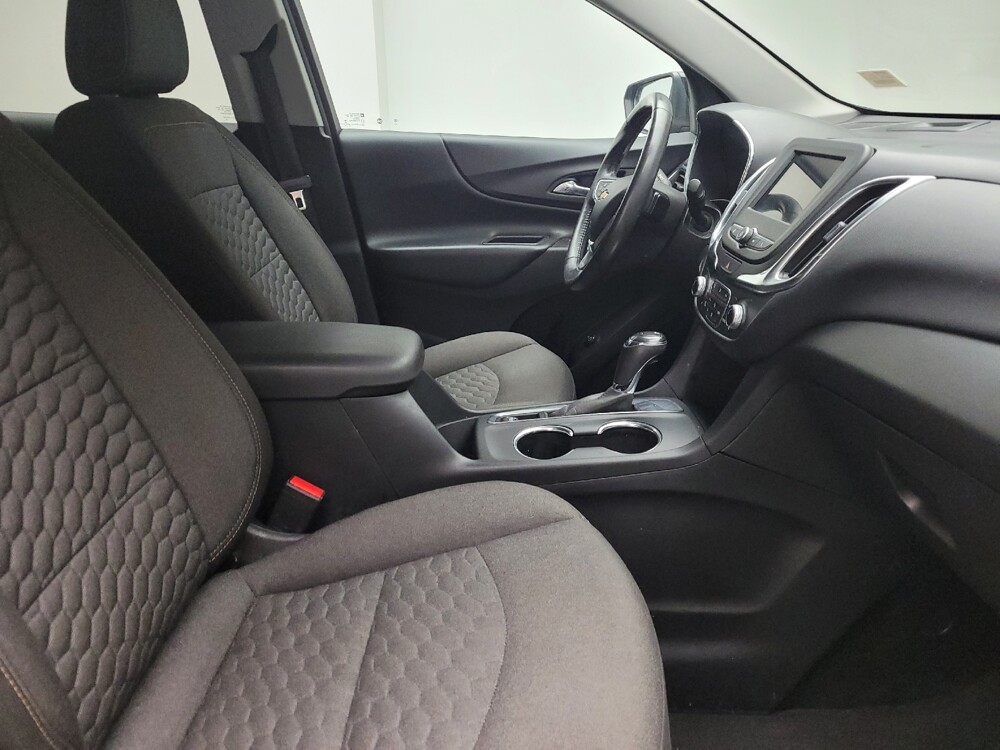 2019 Chevrolet Equinox in Grand Rapids, MI 49508 - 18098337 21